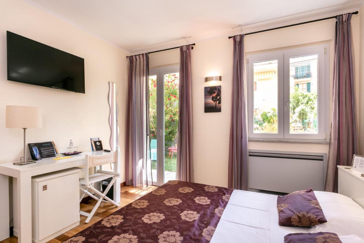 Oasi Hotel Levanto Esterno foto