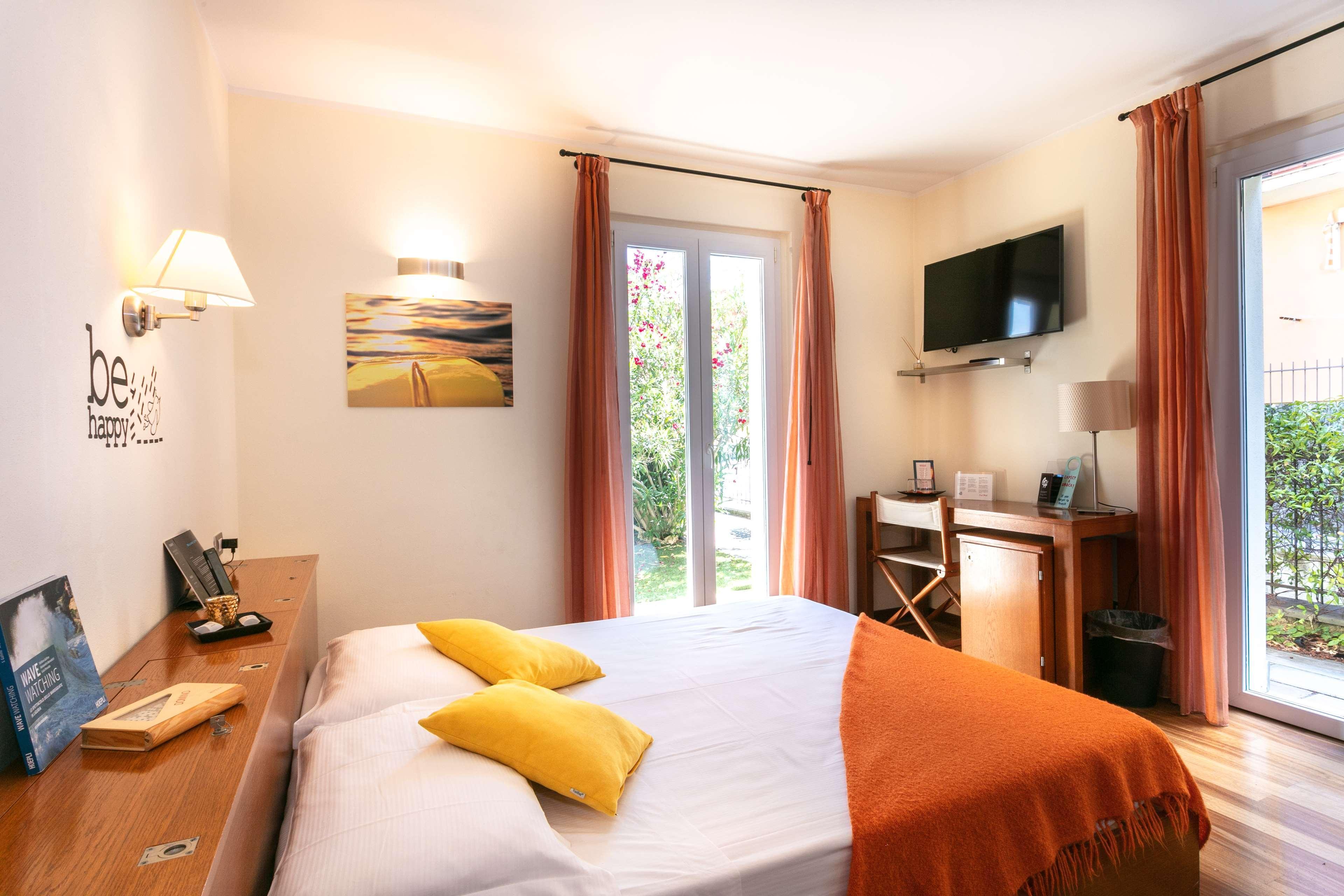 Oasi Hotel Levanto Esterno foto
