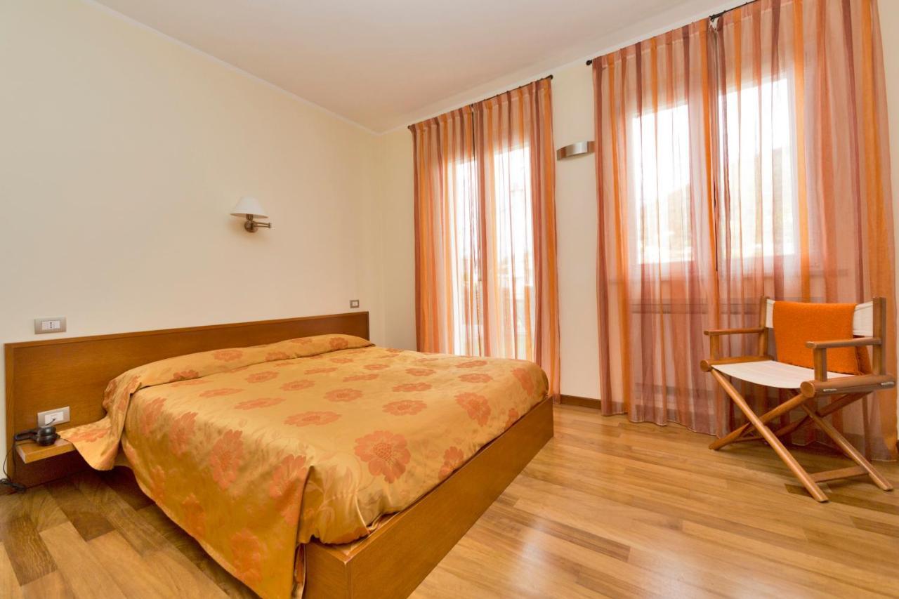 Oasi Hotel Levanto Camera foto