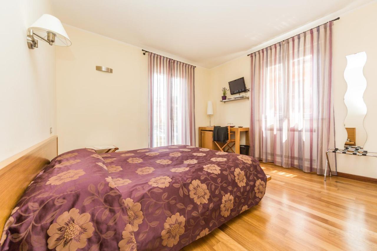 Oasi Hotel Levanto Camera foto