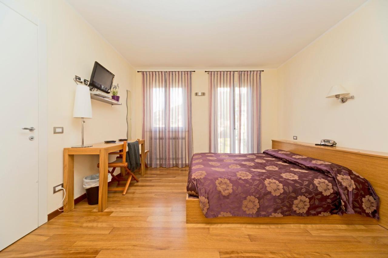 Oasi Hotel Levanto Camera foto